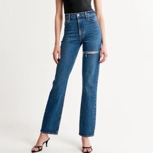 Abercrombie & Fitch Ultra High Rise 90’s Straight Jeans